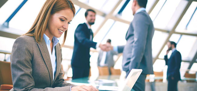 企業が行う朝礼にはどんな意味がある? 3つの目的とその効果